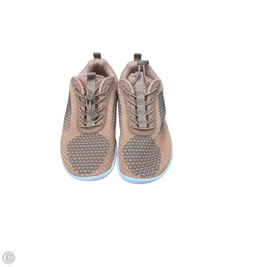 Shoes Athletic By Cmc In Tan, Size: 9