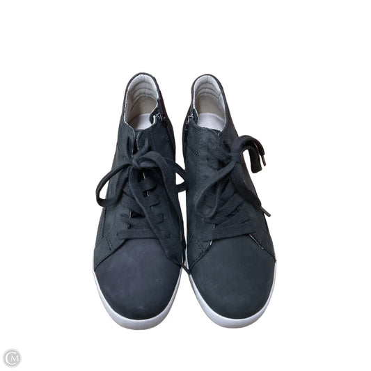 Shoes Sneakers By Dansko In Black, Size: 8.5