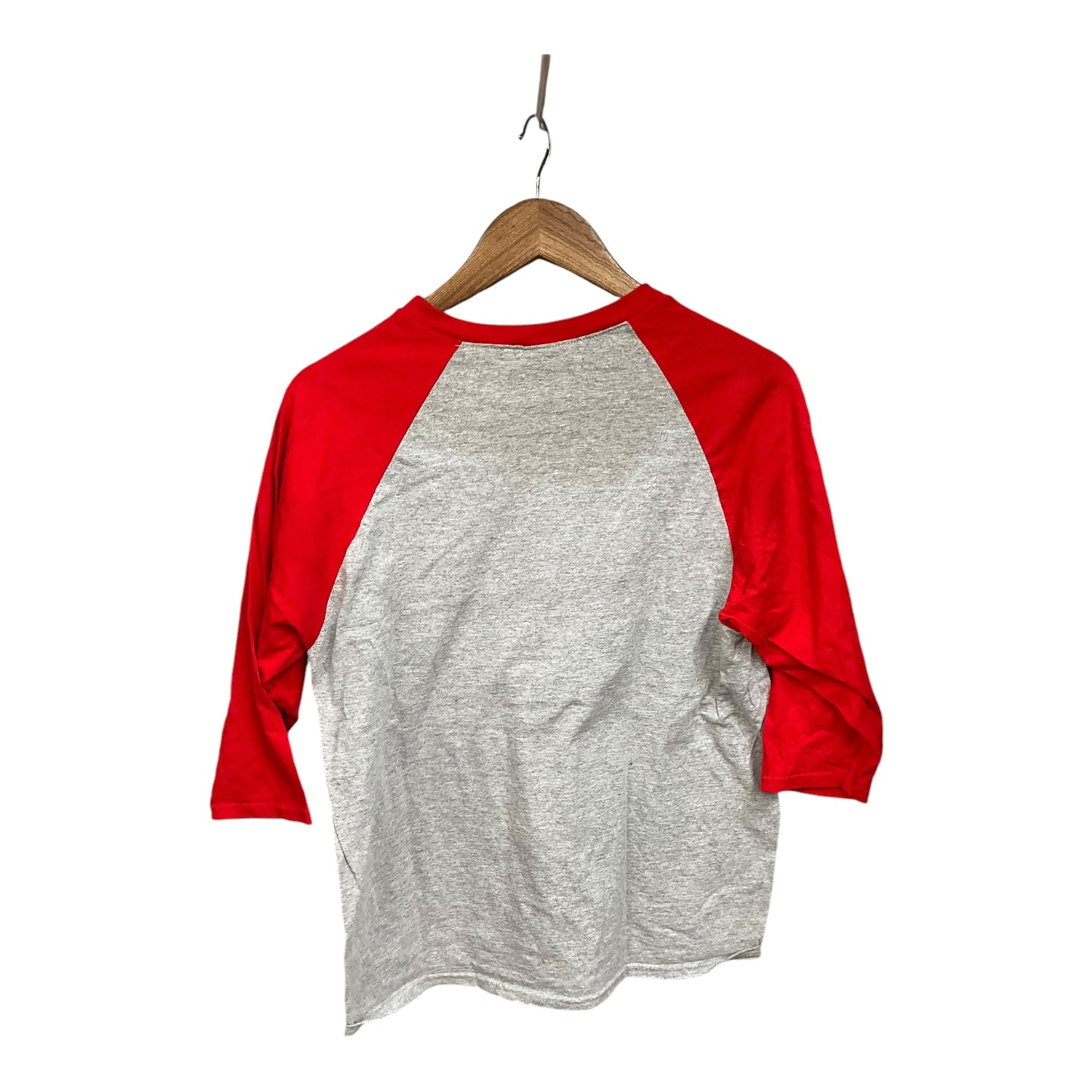 Top Long Sleeve Basic By Gildan In Grey & Red, Size: M