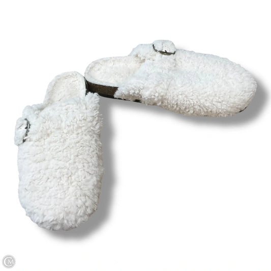 Slippers By Target In Cream