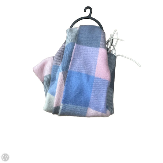 Scarf Winter By Clothes Mentor In Checkered Pattern