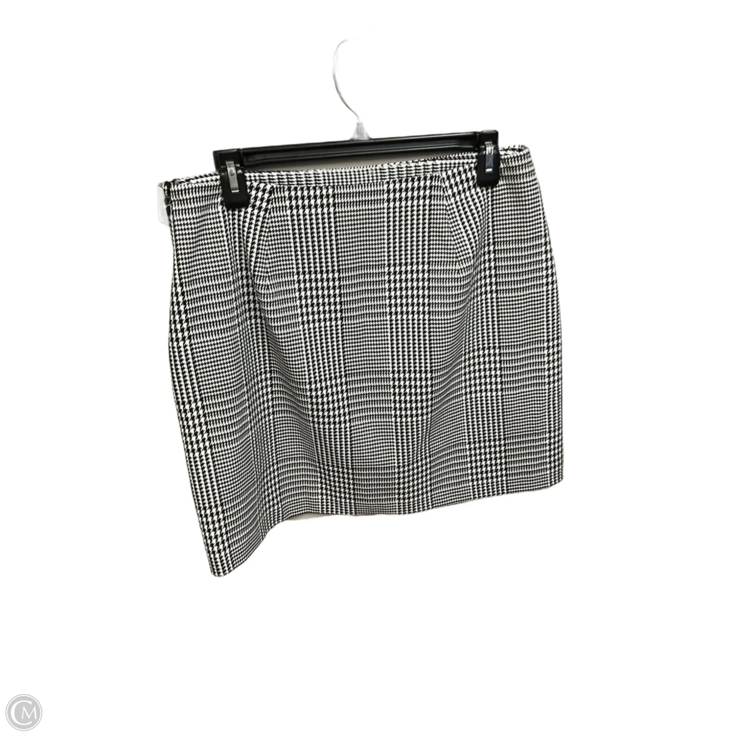 Skirt Mini & Short By Banana Republic In Black & White, Size: 6