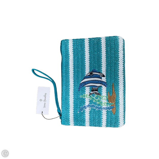 Wristlet By Vera Bradley, Size: Medium