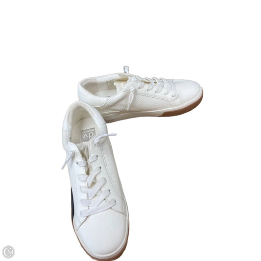 Shoes Sneakers By Dolce Vita In Cream, Size: 9