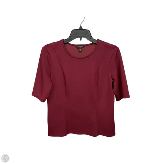 Top Short Sleeve By Banana Republic In Maroon, Size: S