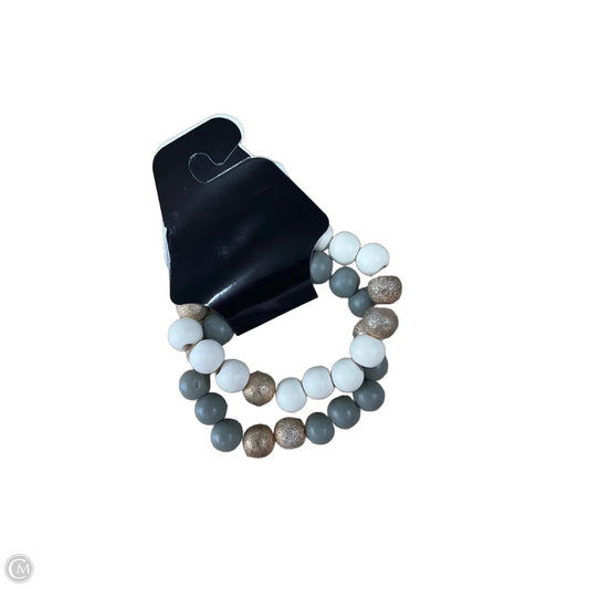 Bracelet Beaded By Clothes Mentor, Size: 02 Piece Set
