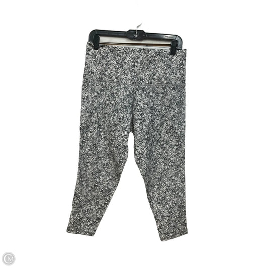 Athletic Capris By Athleta In Black & White, Size: 1x