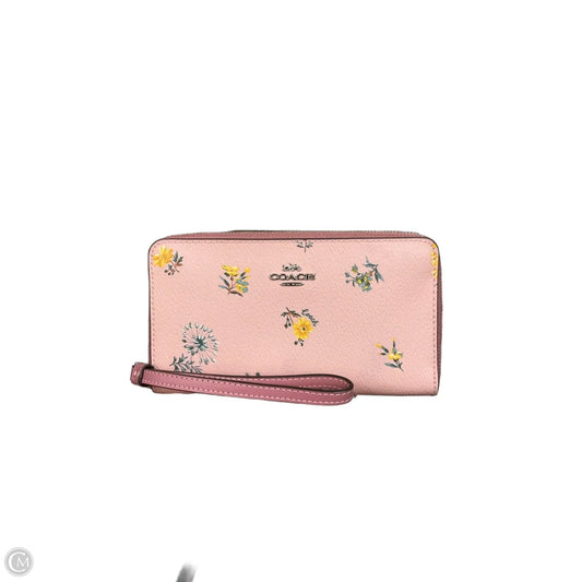 Wristlet Designer By Coach, Size: Medium