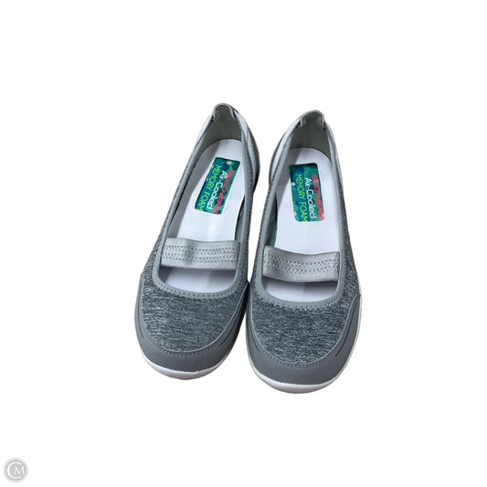 Shoes Flats By Skechers In Grey, Size: 8