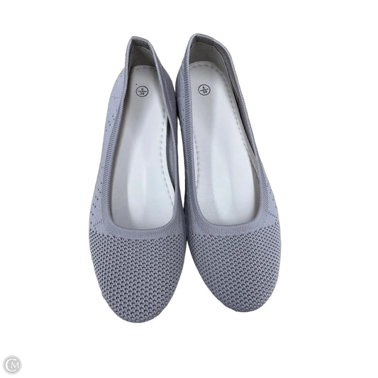 Shoes Flats By Clothes Mentor In Tan, Size: 8