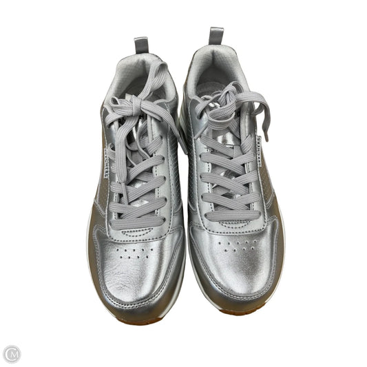 Shoes Sneakers By Skechers In Silver, Size: 8
