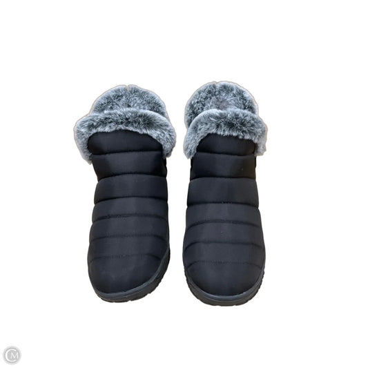 Boots Snow By Minnetonka In Black, Size: 9