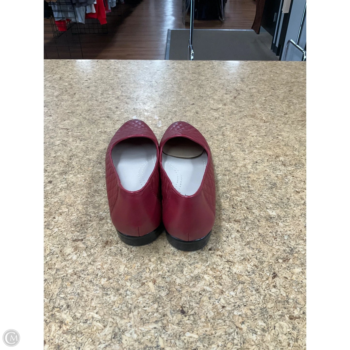 Shoes Flats By Clothes Mentor In Red, Size: 8