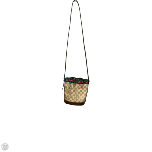 Crossbody Luxury Designer By Gucci, Size: Small