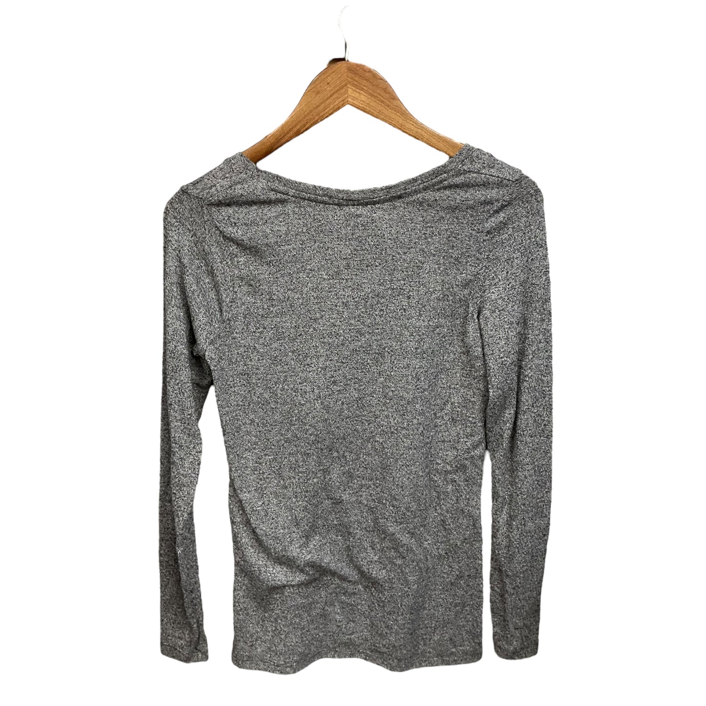 Top Long Sleeve By Poof In Grey, Size: S