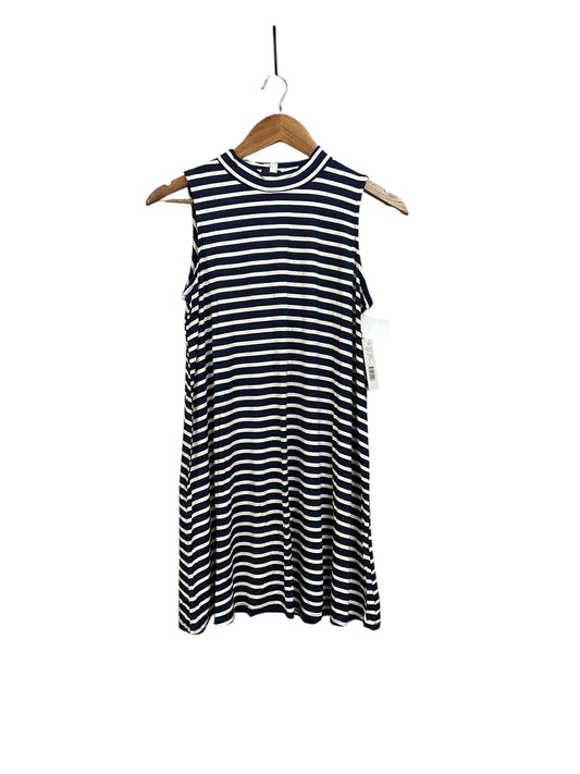 Dress Casual Midi By Clothes Mentor In Striped Pattern, Size: M