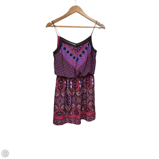 Dress Casual Short By Express In Maroon, Size: S