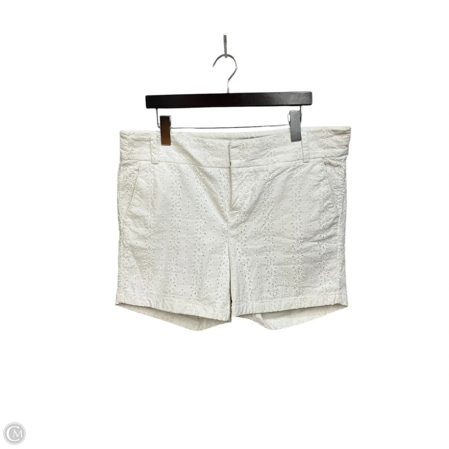 Shorts By Torrid In White, Size: 16