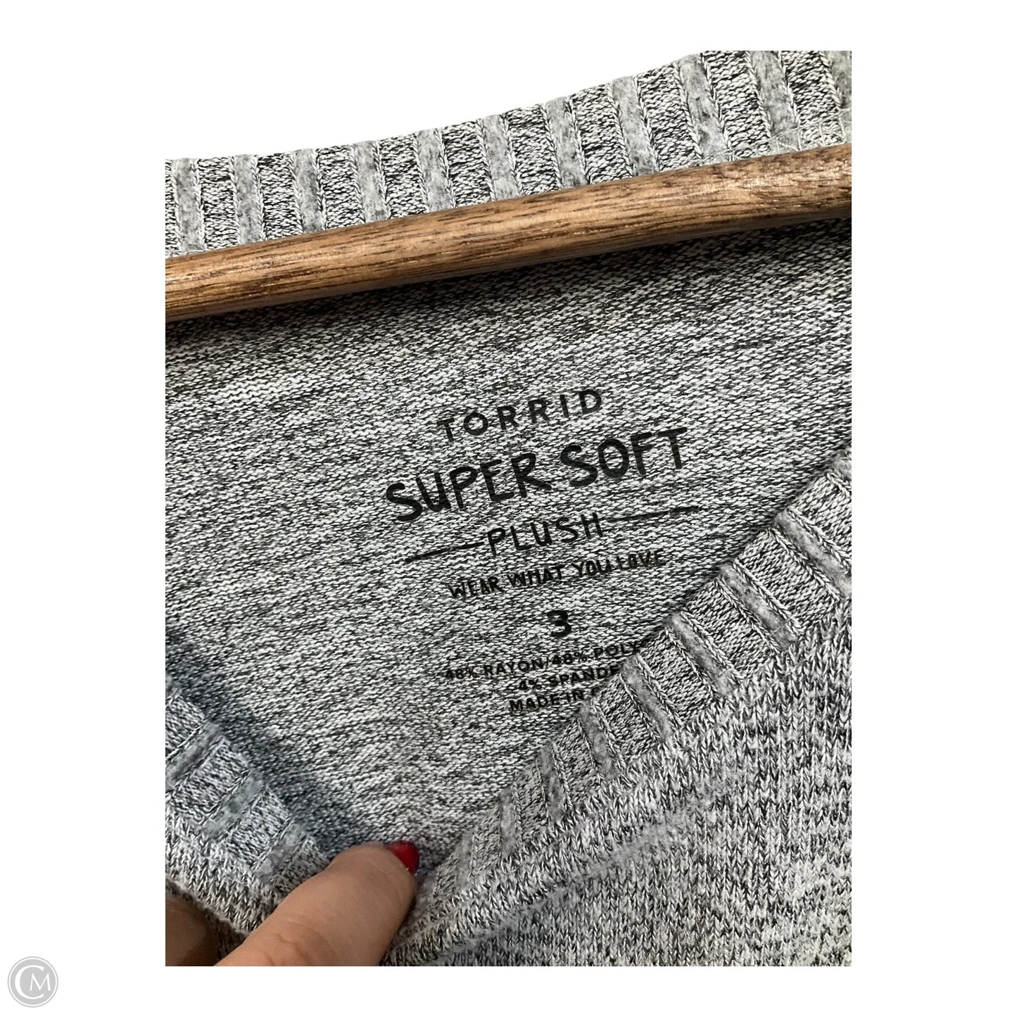 Top Long Sleeve By Torrid In Green & Grey, Size: 3x