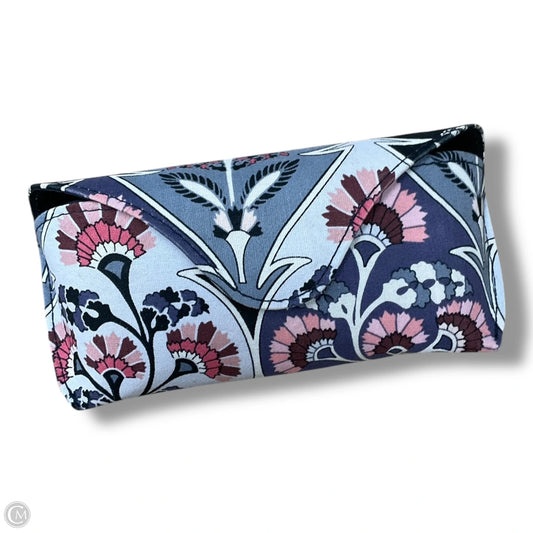 Wallet By Vera Bradley, Size: Medium