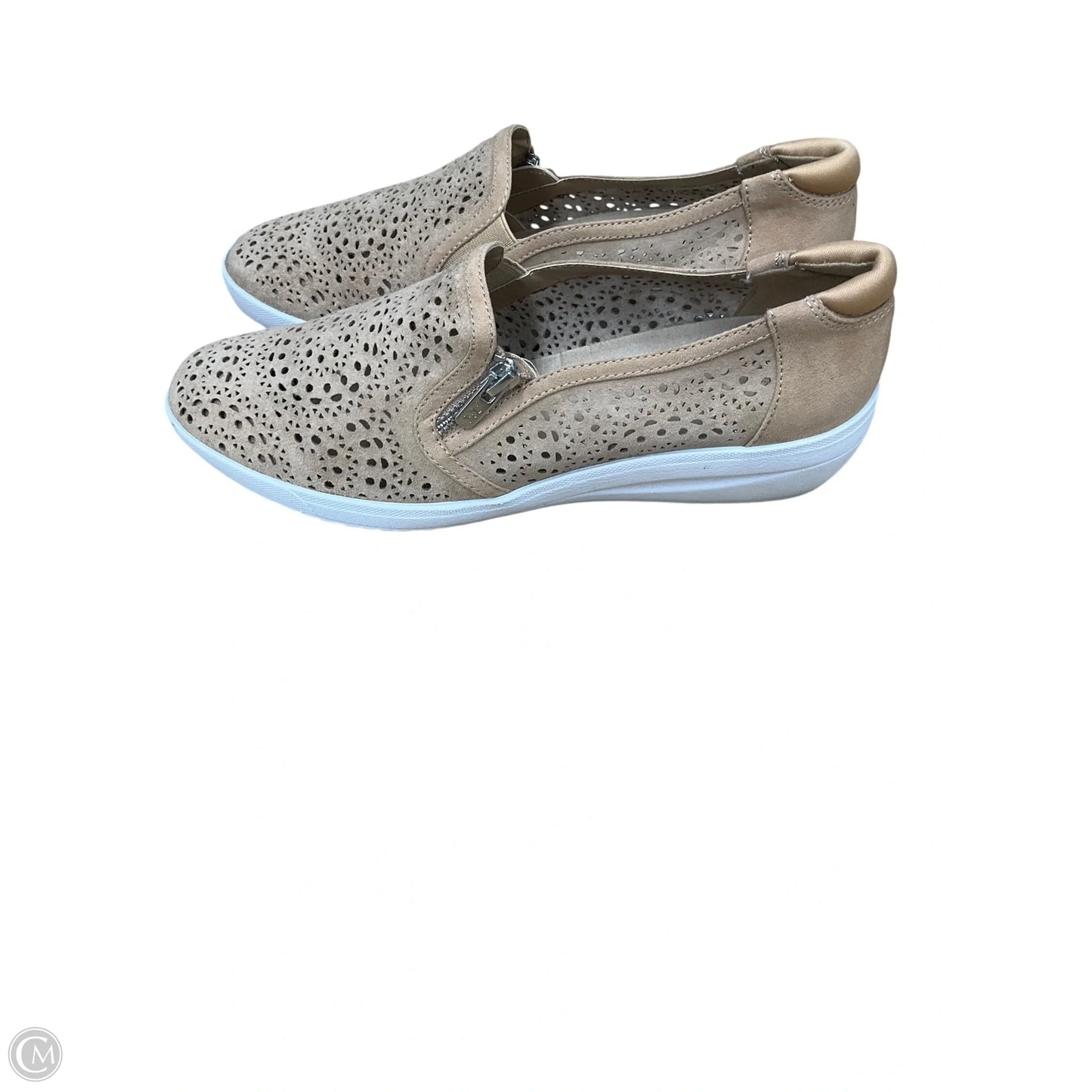 Shoes Sneakers By Clothes Mentor In Tan, Size: 10