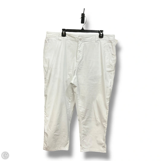 Capris By Style And Company In White, Size: 18