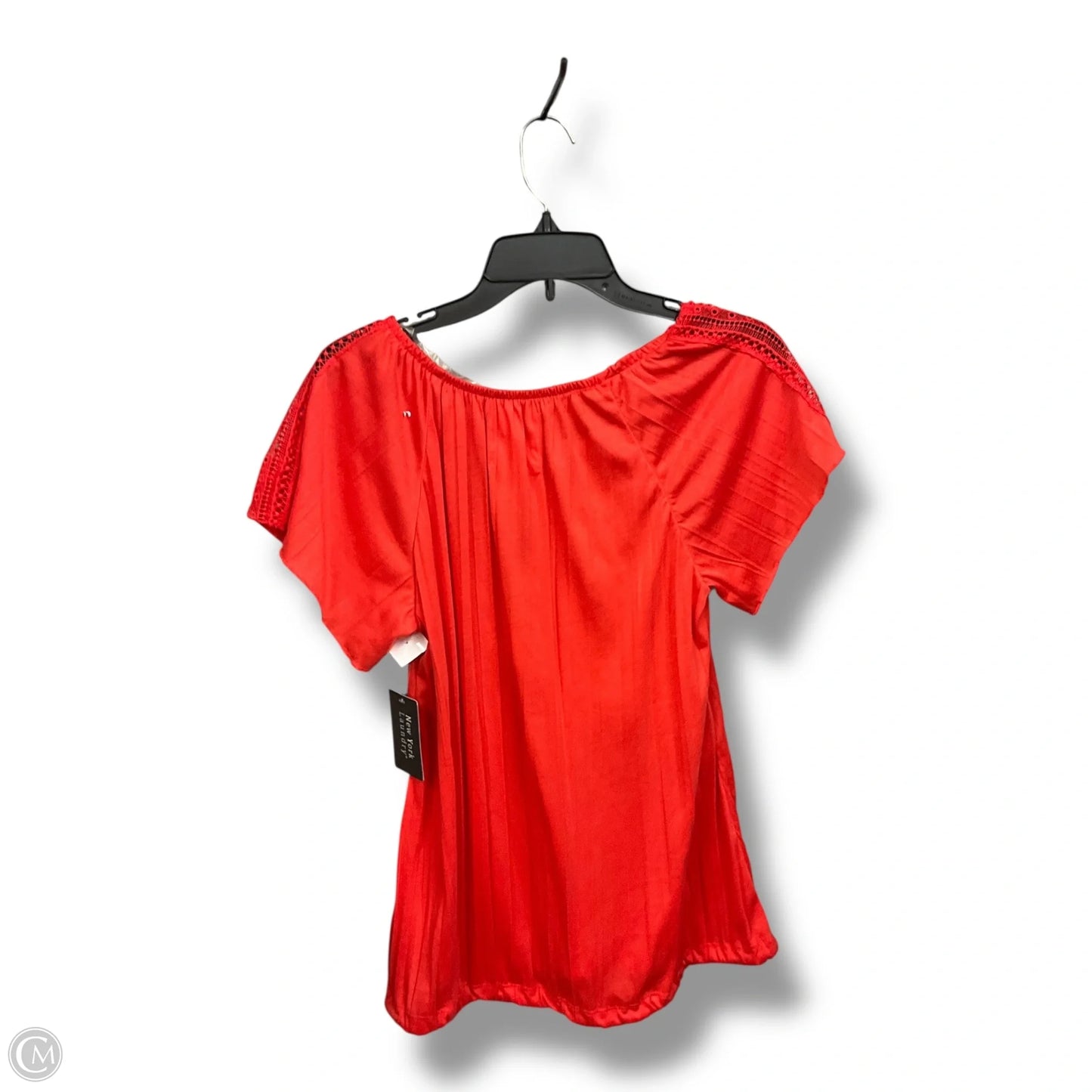 Top Short Sleeve By New York Laundry In Red, Size: M