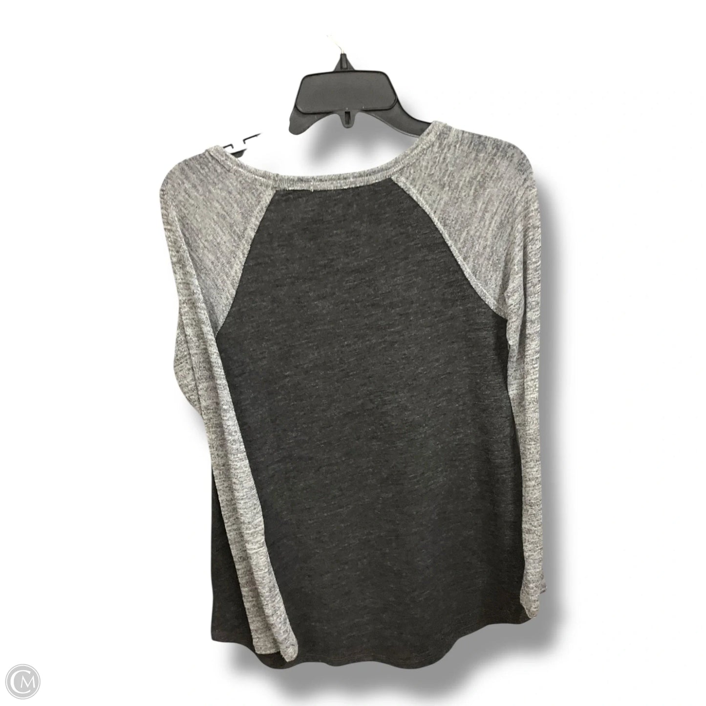 Top Long Sleeve By Maurices In Grey, Size: Xs