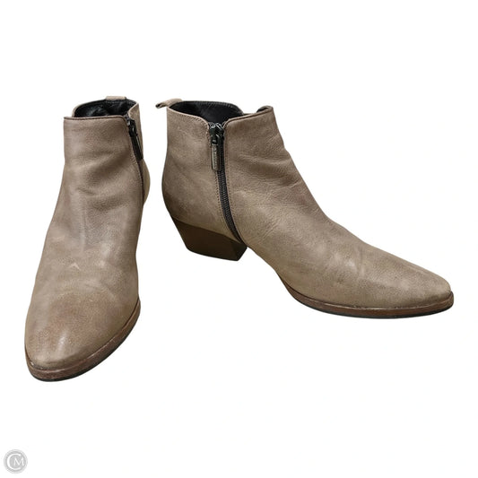 Boots Ankle Heels By Clothes Mentor In Brown, Size: 8.5
