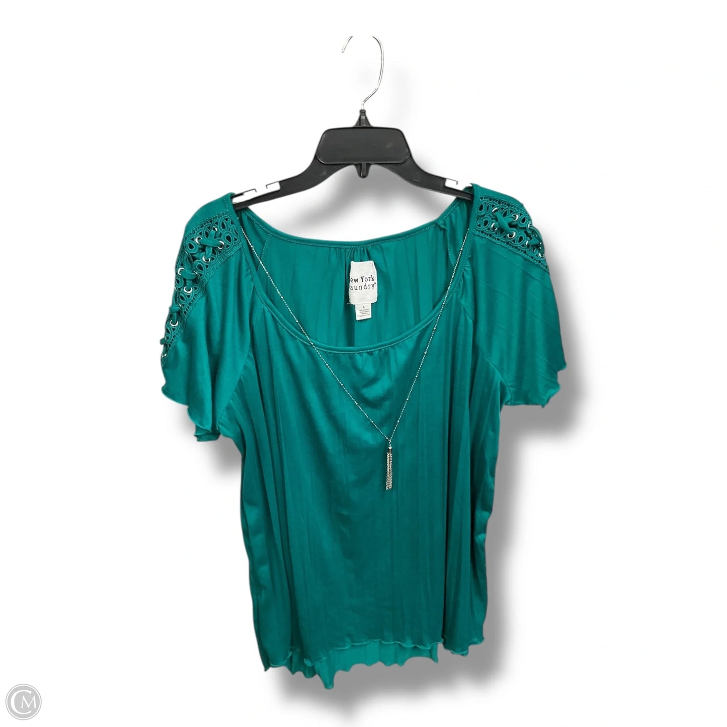 Top Short Sleeve By New York Laundry In Green, Size: L