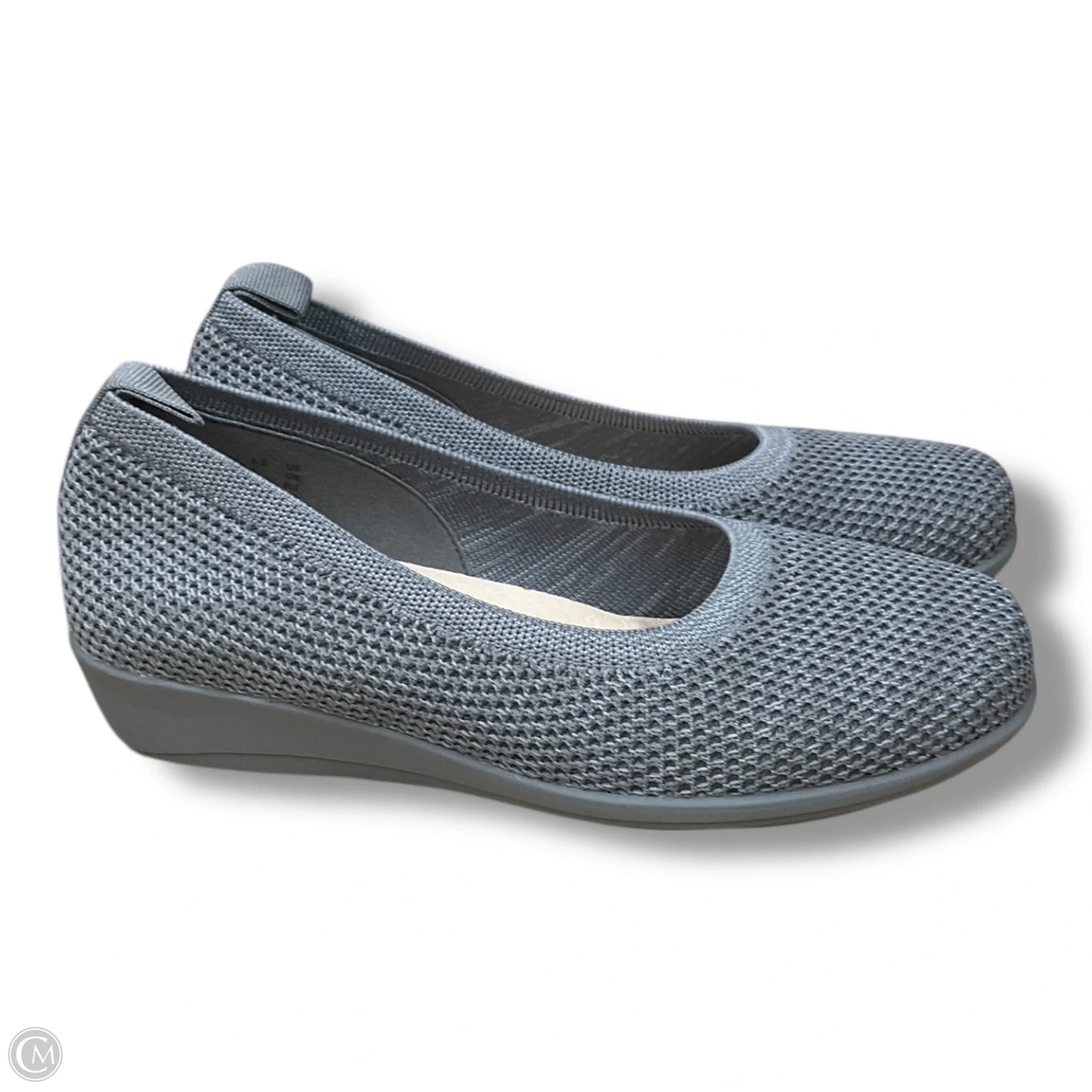 Shoes Flats By Clothes Mentor In Grey, Size: 6.5
