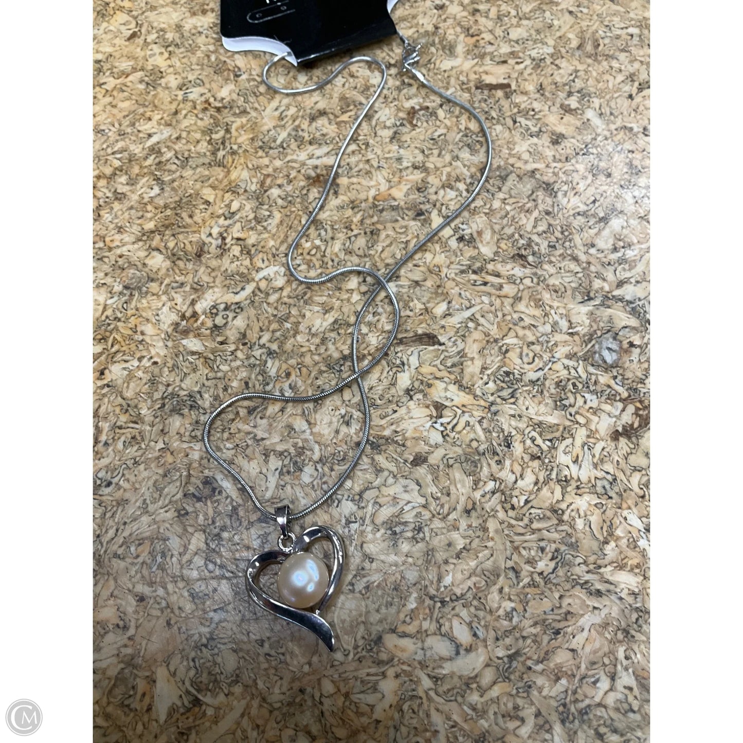 Necklace Charm By Clothes Mentor, Size: 02 Piece Set