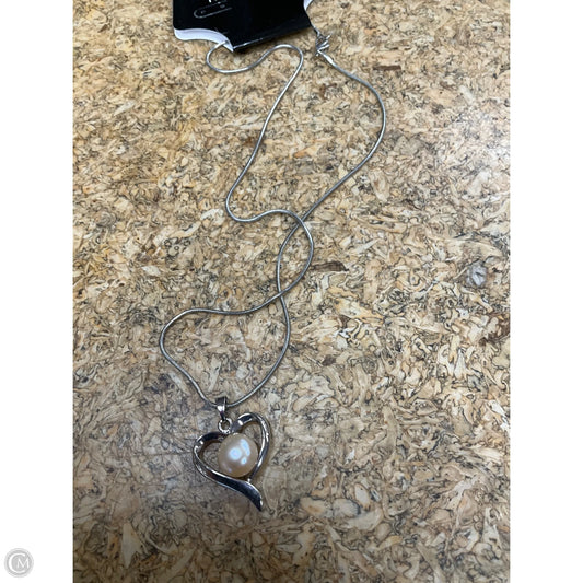 Necklace Charm By Clothes Mentor, Size: 02 Piece Set