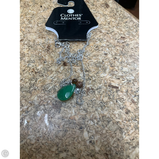 Necklace Charm By Clothes Mentor, Size: 02 Piece Set