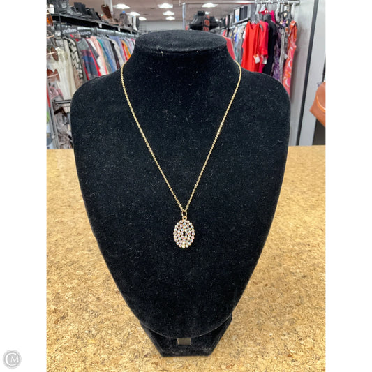 Necklace Charm By Clothes Mentor, Size: 02 Piece Set