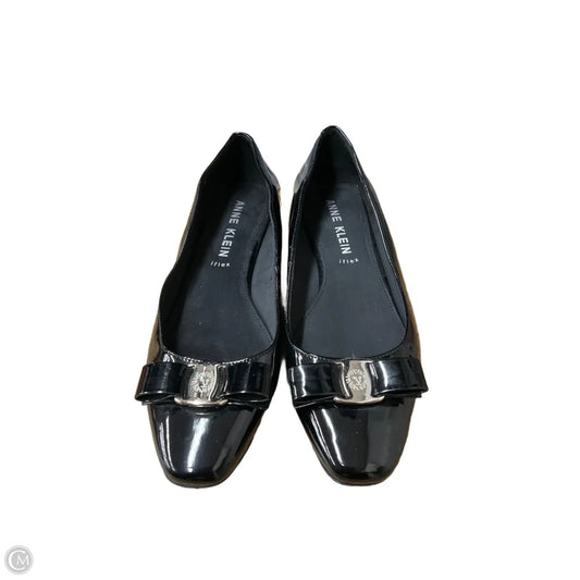 Shoes Flats By Anne Klein In Black, Size: 9