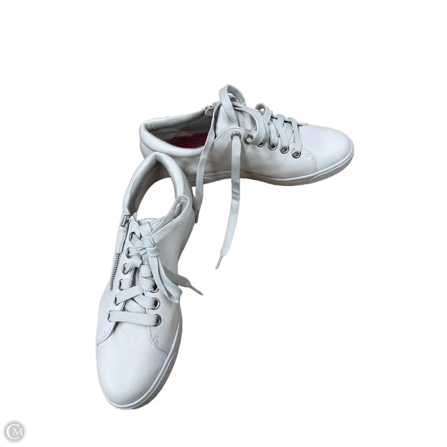 Shoes Sneakers By Munro In White, Size: 8.5