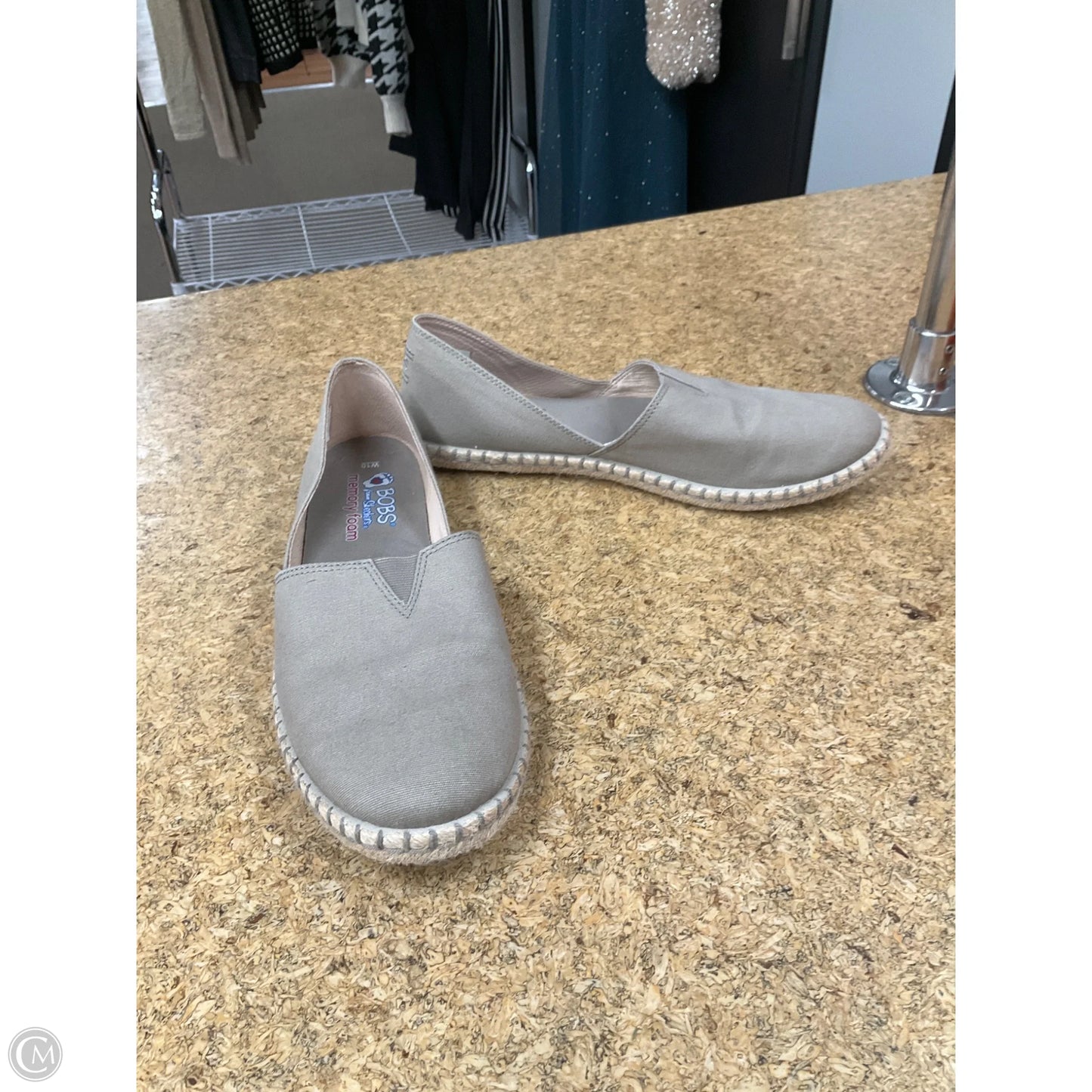 Shoes Flats By Bobs In Beige, Size: 10