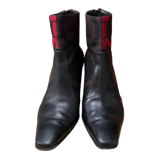 Boots Designer By Salvatore Ferragamo  Size: 7.5
